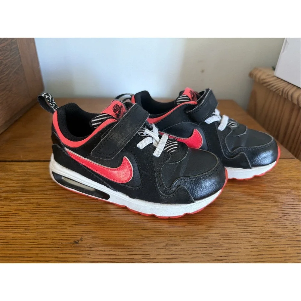 Nike Air Max Trax TDV Size 10C Black Hyper Punch White 644474 003